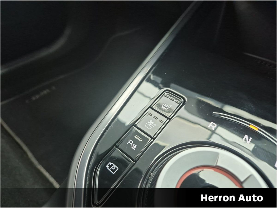 2022 Kia Niro 1.6 GDI PHEV K4 Black Cladding Auto €26,900