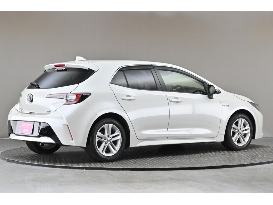 2018 Toyota Corolla - image 10