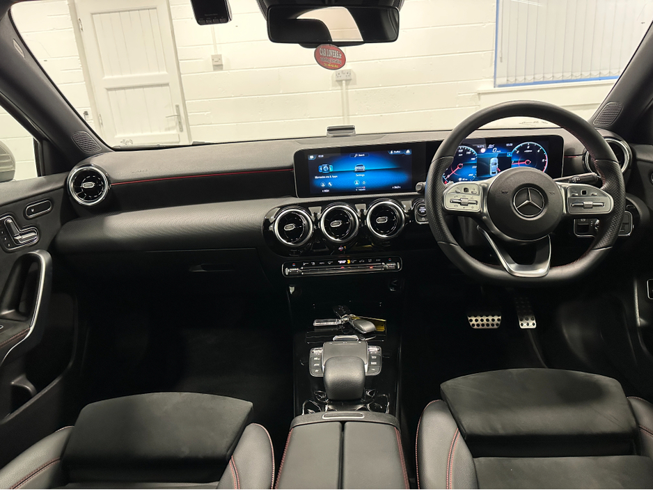 2021 Mercedes-Benz A Class (211) A200D AMG AUTO €31,950