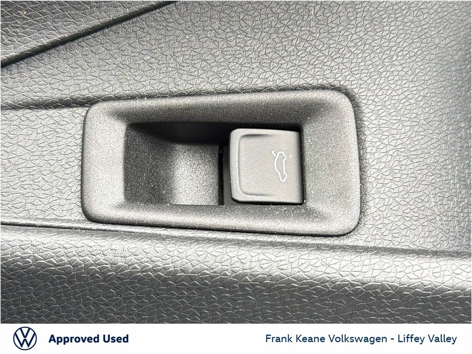 2024 Volkswagen ID.4 - image 20