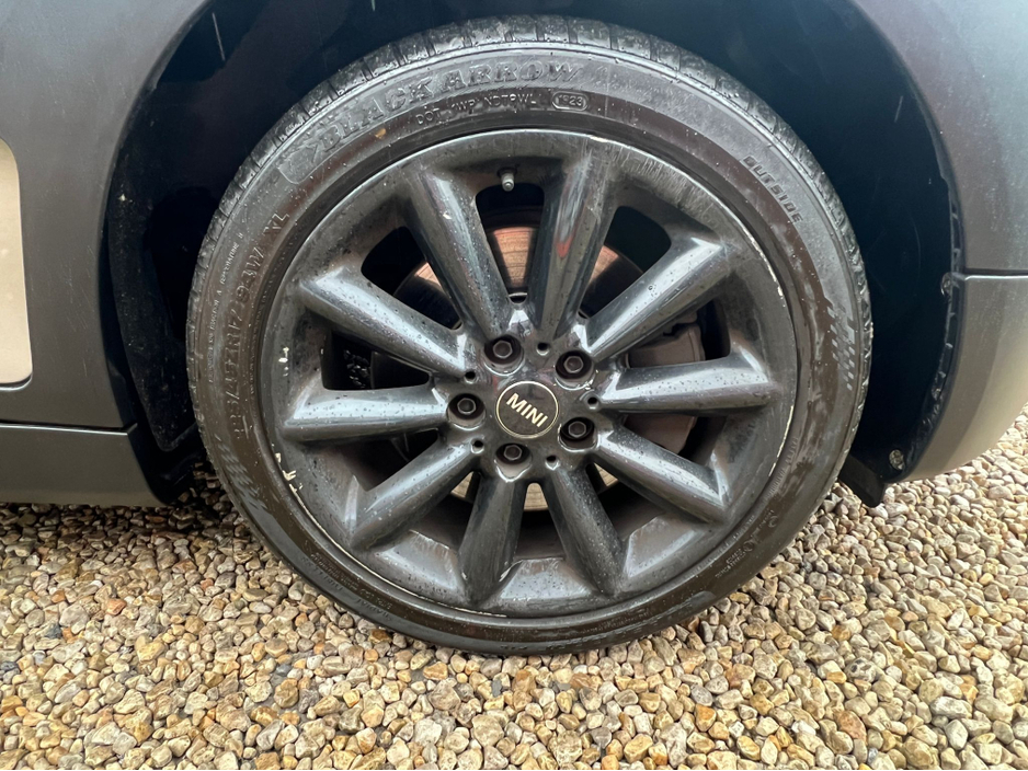 2017 MINI Clubman - image 19