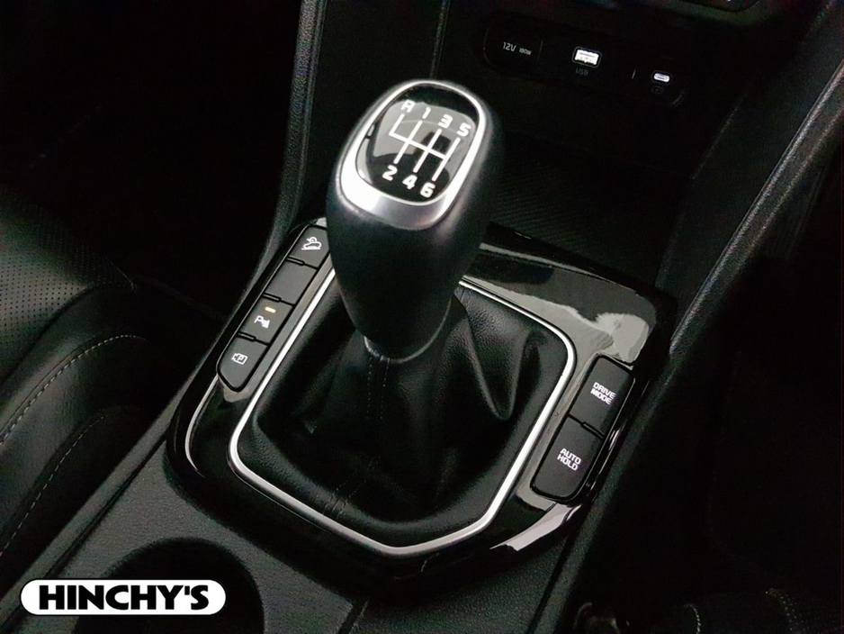 2024 Kia Sportage - image 11