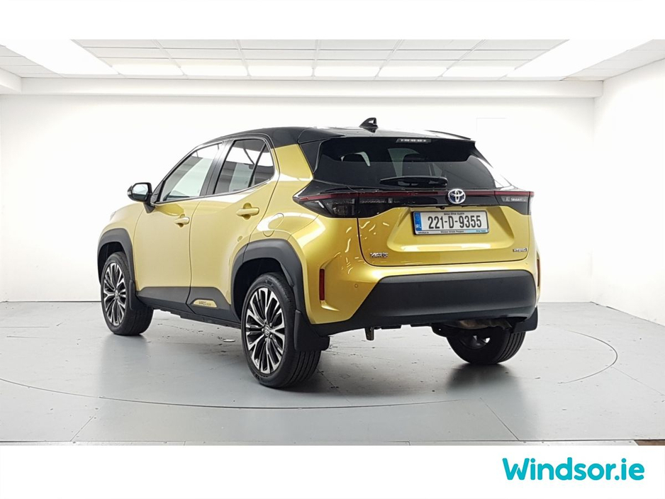 2022 Toyota Yaris Cross - image 15