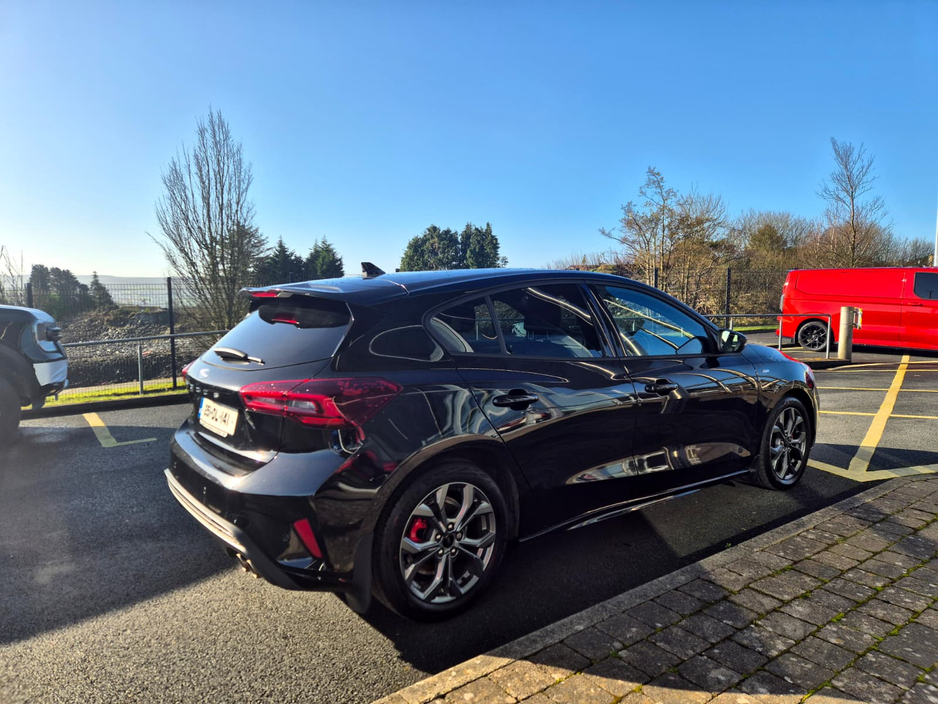 2025 Ford Focus - image 5