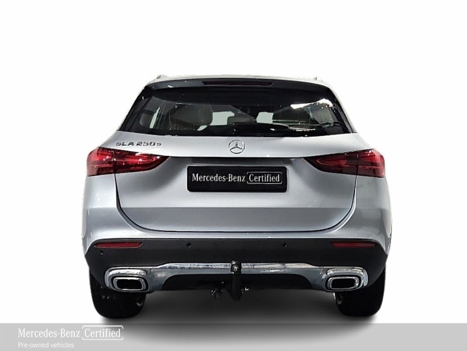 2024 Mercedes-Benz GLA Class - image 8