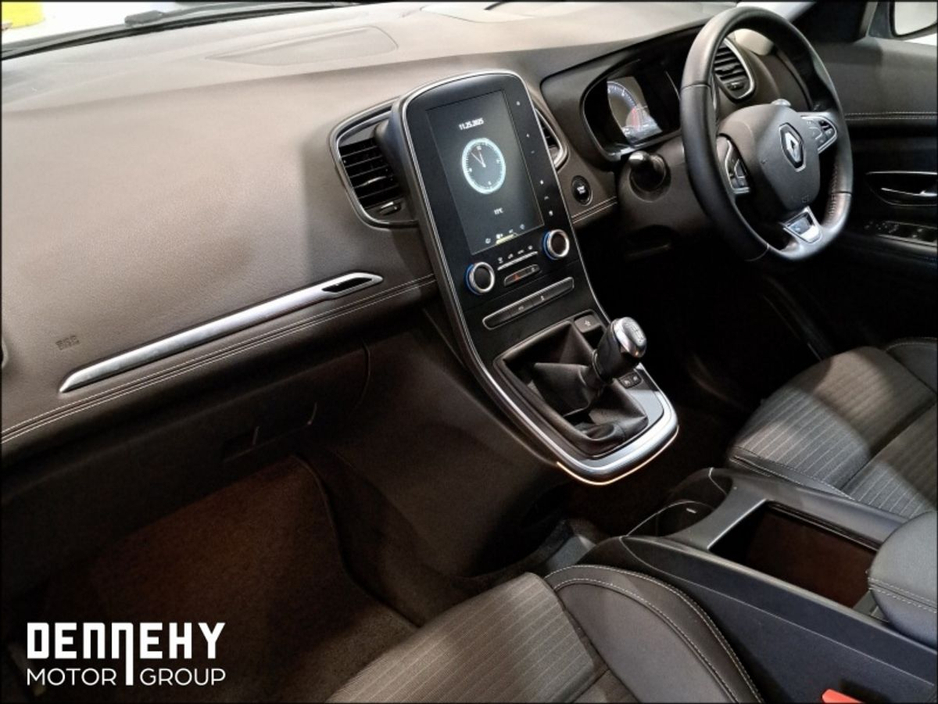 2017 Renault Scenic - image 27
