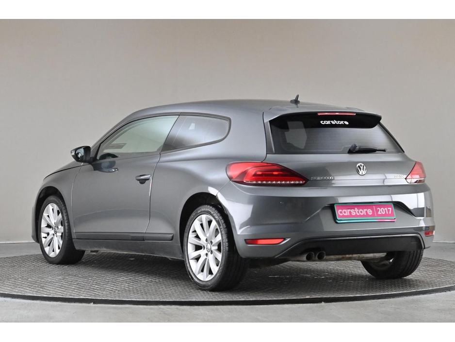 2017 Volkswagen Scirocco - image 7