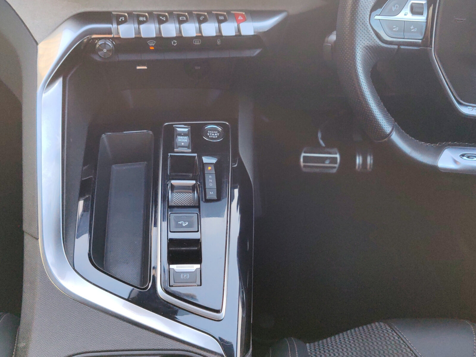 2024 Peugeot 3008 1.5 BlueHDi 130bhp Auto 6.4 GT €35,950