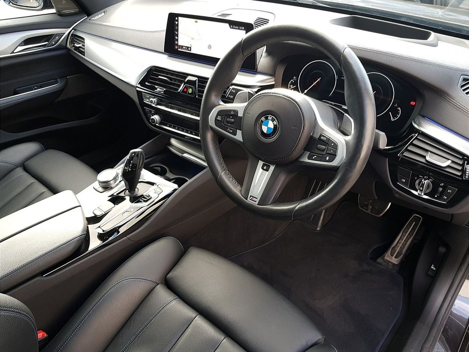 2019 BMW 6 Series - image 6