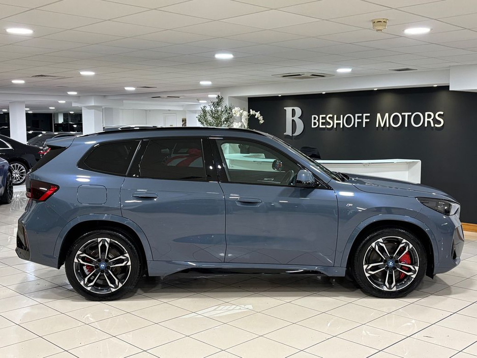 2025 BMW X1 25e M-SPORT PRO X-DRIVE=ONLY 8000 MILES//HUGE SPEC//AS NEW=BMW WARRANTY UNTIL 02/2028=TAILORED FINANCE PACKAGES INCL PCP AVAILABLE=TRADE IN'S WELCOME €52,995