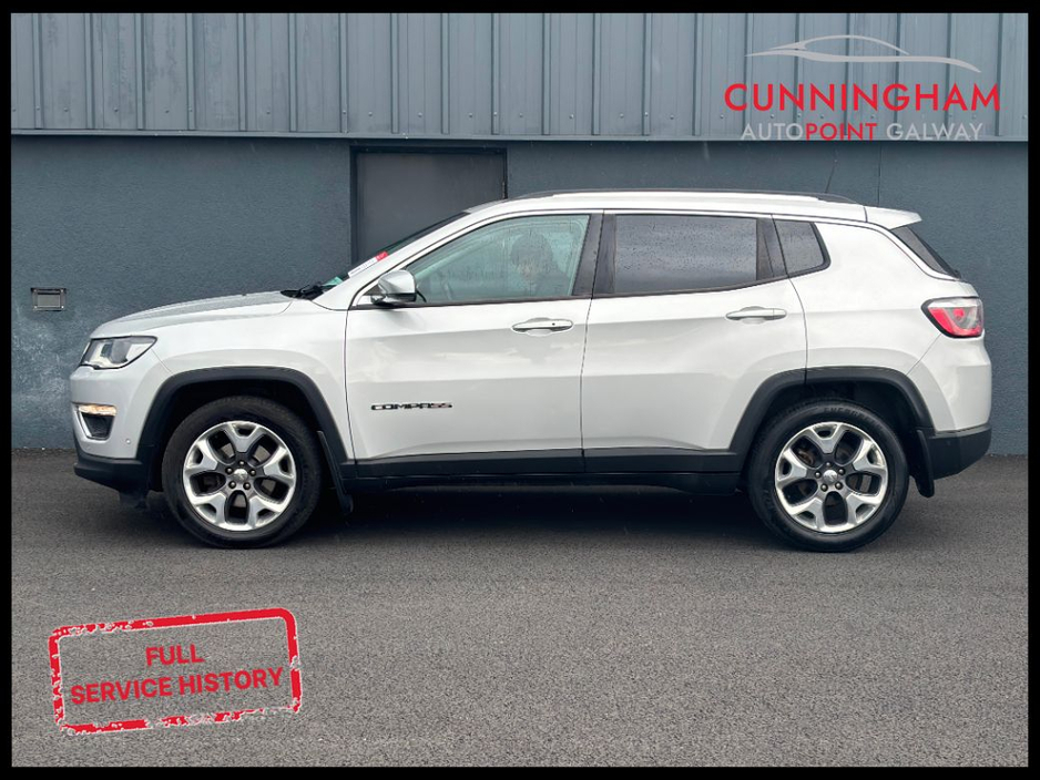 2019 Jeep Compass - image 3