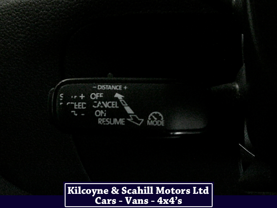 2017 Skoda Superb - image 25