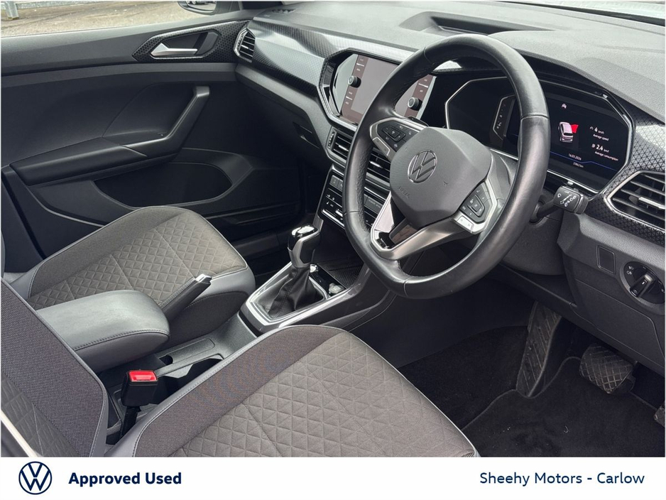 2023 Volkswagen T-Cross - image 8