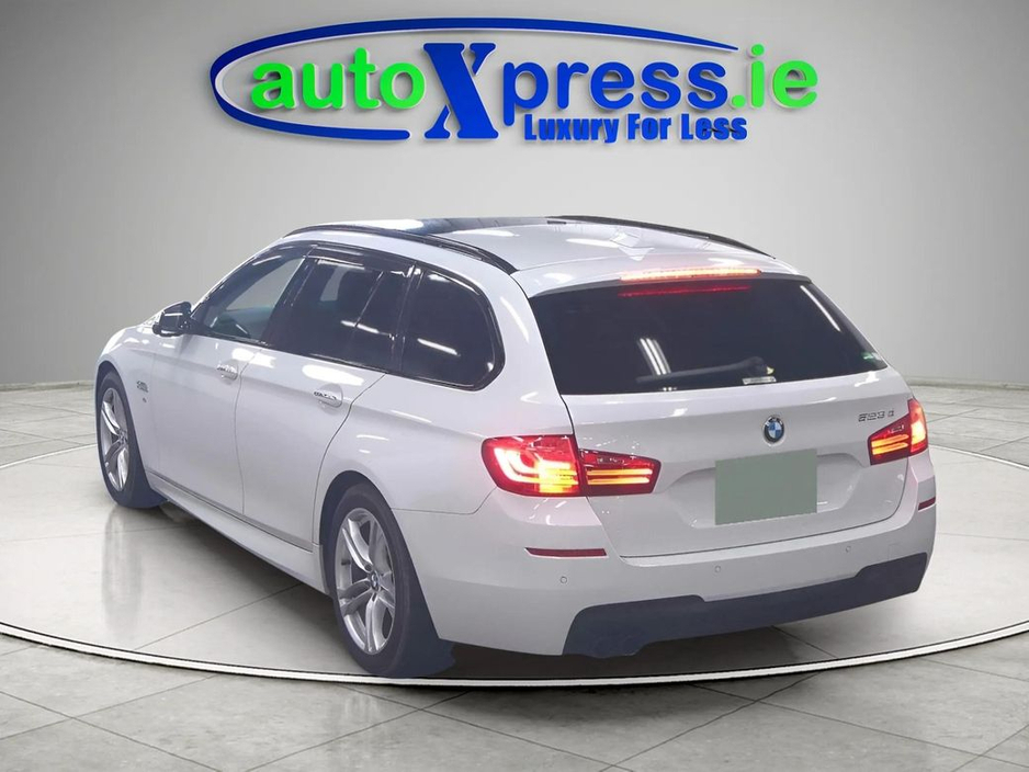 2016 BMW 5 Series - image 6