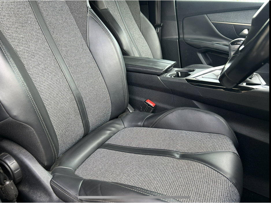 2018 Peugeot 3008 ALLURE - Top Spec - New NCT €14,950