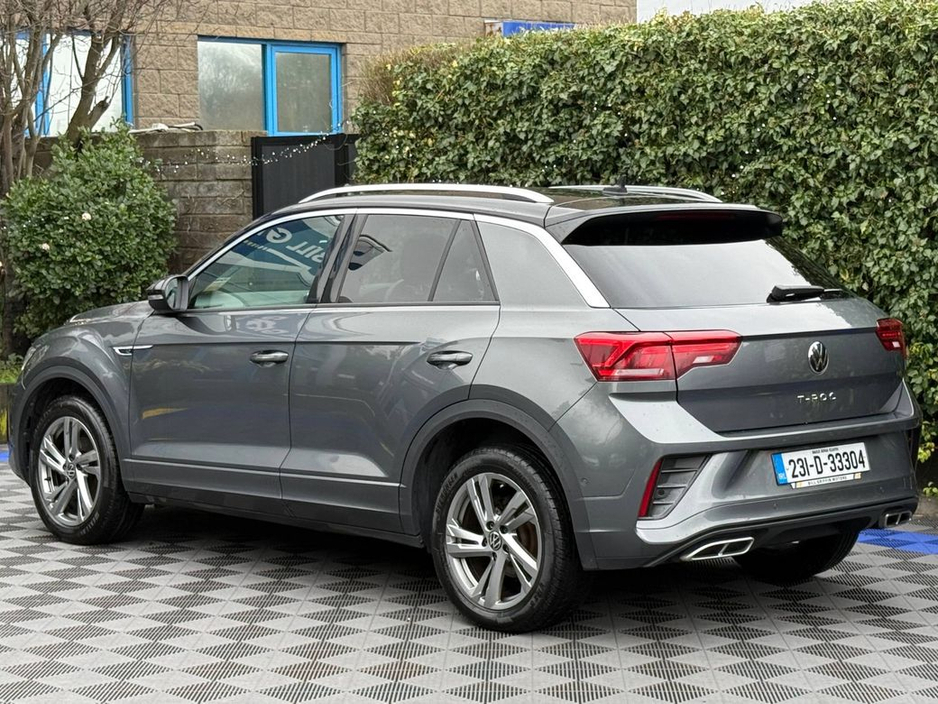 2023 Volkswagen T-Roc R-LINE 1.0 TSI // APPLE CARPLAY/ANDROID AUTO // DIGITAL CLUSTER // 17" R-LINE ALLOYS €27,900