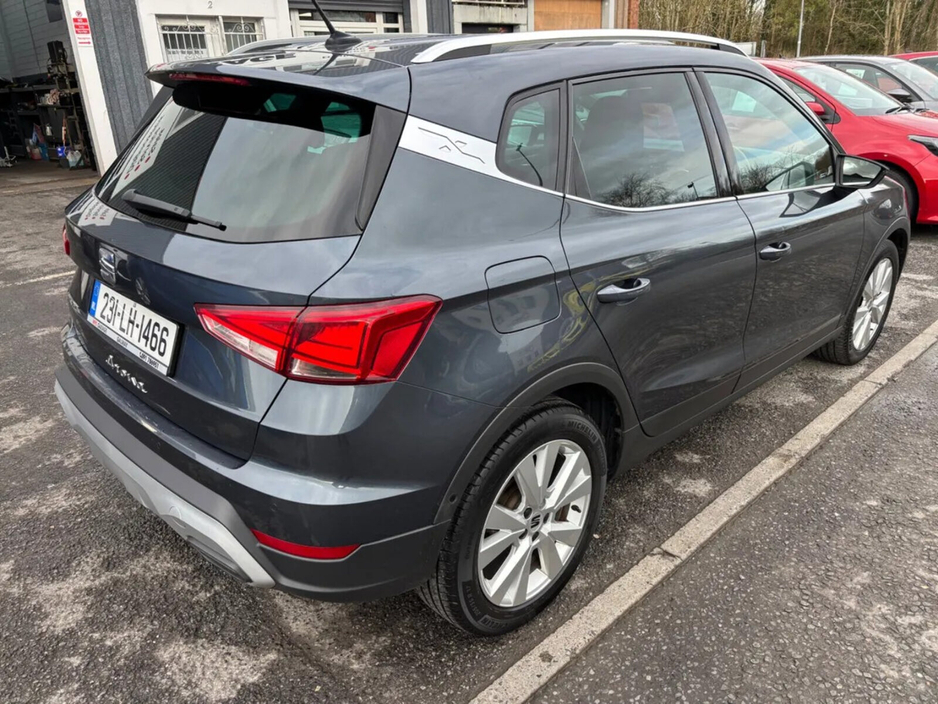 2023 SEAT Arona - image 6