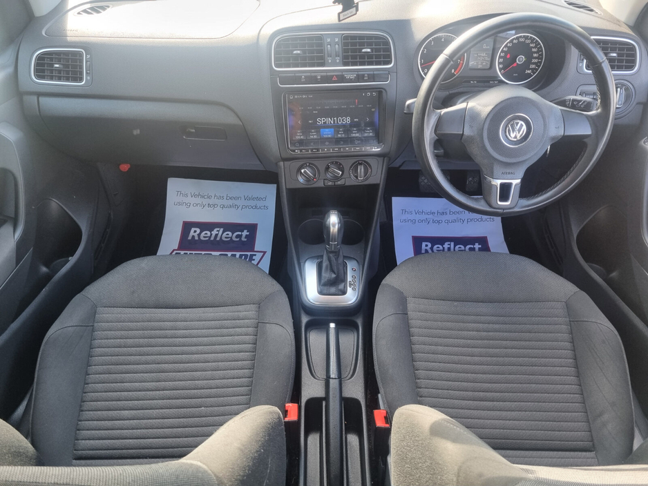 2014 Volkswagen Polo - image 6