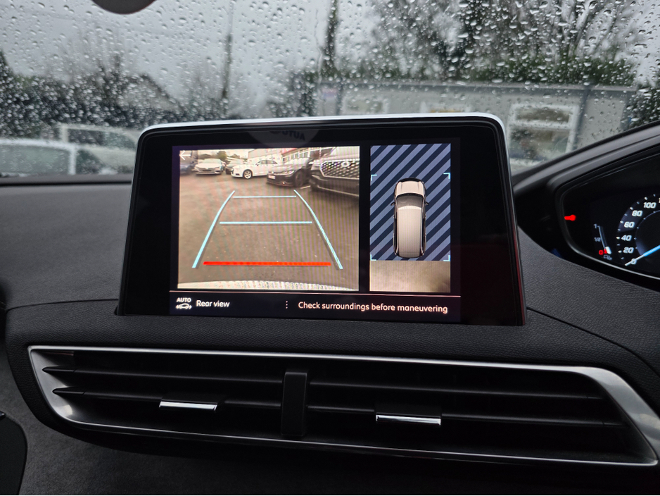 2017 Peugeot 5008 ( 172 REG ) 7 SEATER - DIGITAL DASH - CAMERA - ALLOYS - CARPLAY ANDROID AUTO EU RADIO PEARL WHITE €24,950