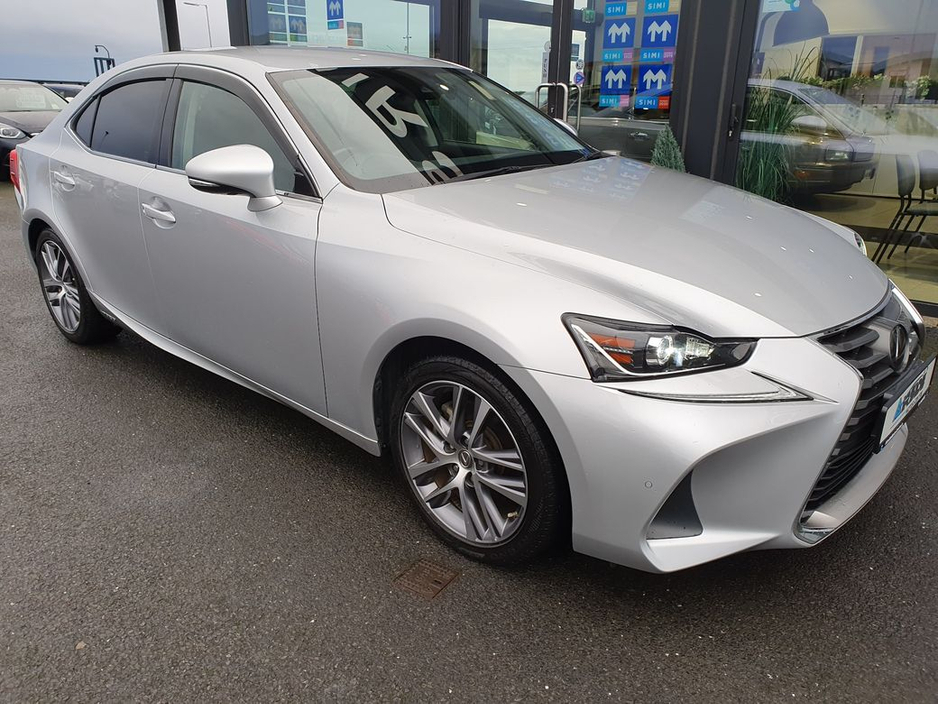 2018 Lexus IS 300 h HALF LEATHER * 2.5 SELF CHARGING HYBRID