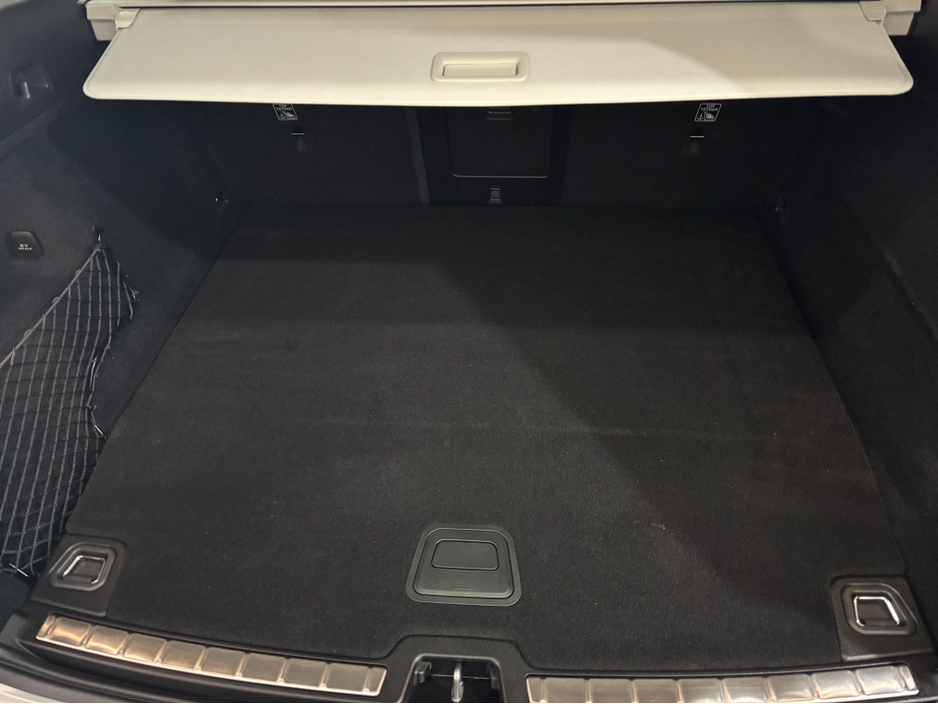 2024 Volvo XC60 - image 21