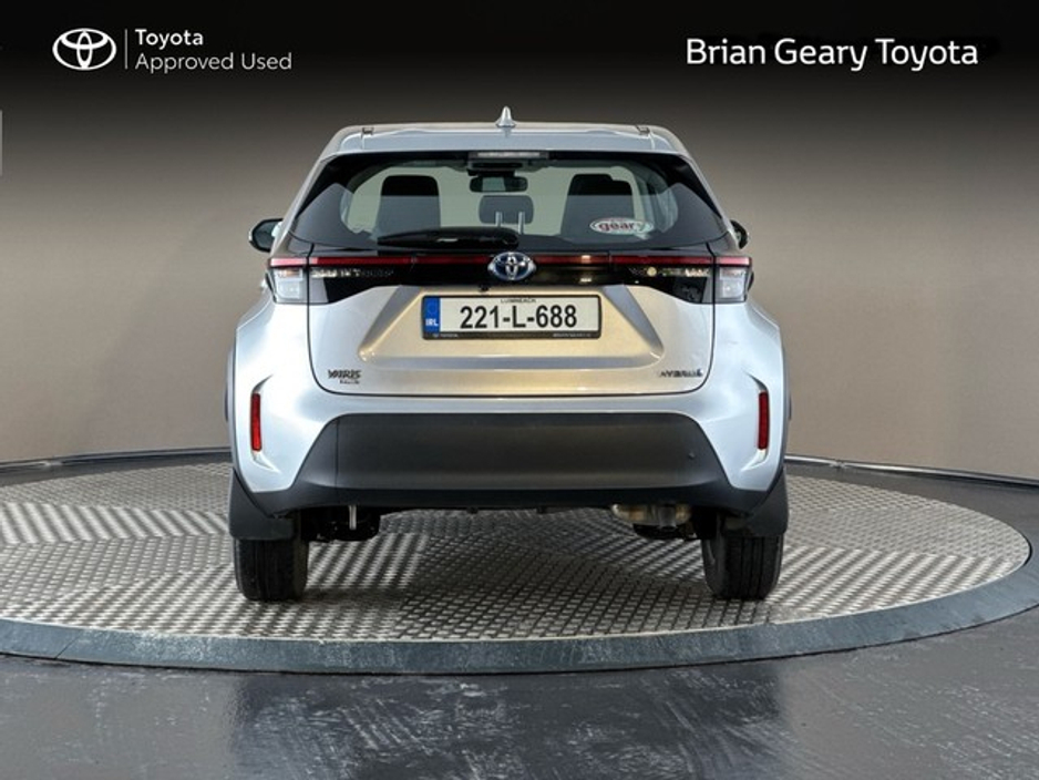 2022 Toyota Yaris Cross HYBRID LUNA €23,950
