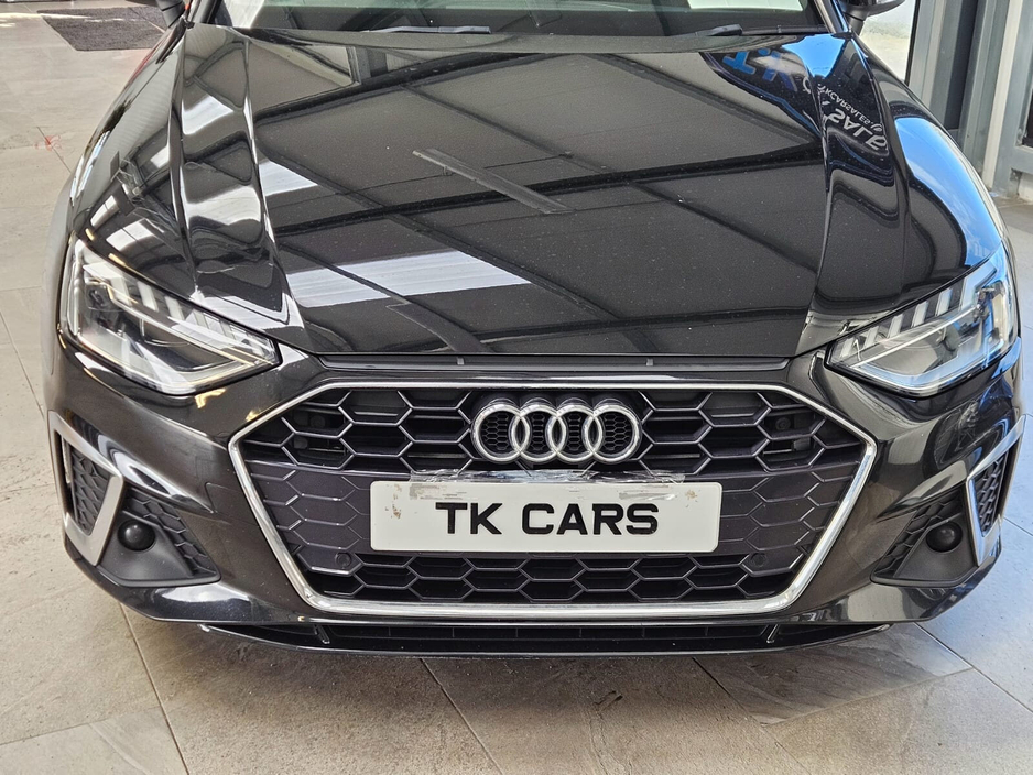 2020 Audi A4 - image 5