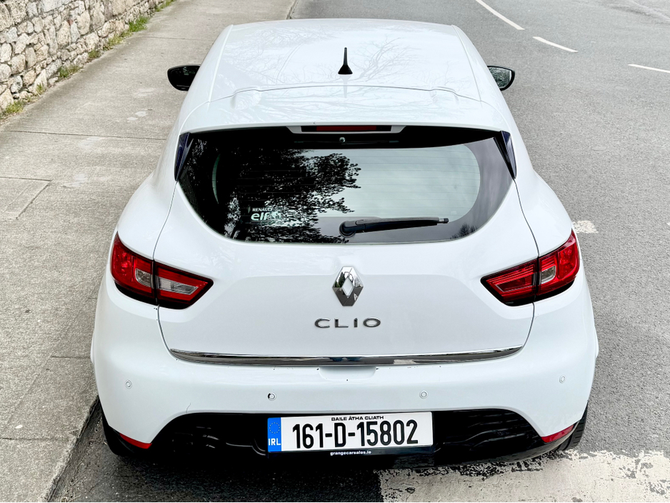 2016 Renault Clio - image 5
