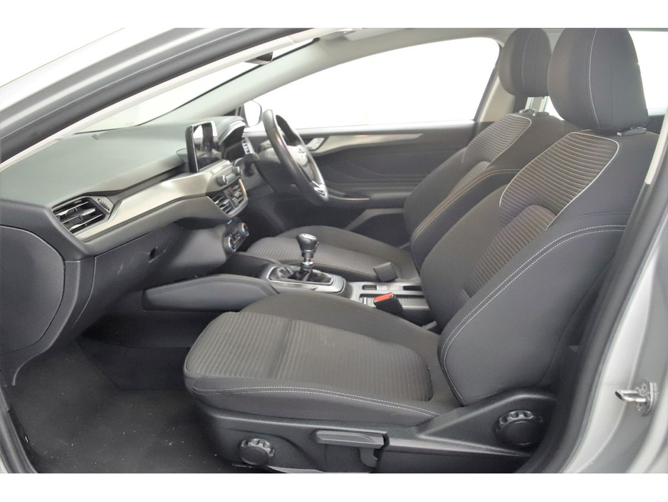 2020 Ford Focus 1.5TD TITANIUM 120BHP 6SPD *SAT NAV*REVERSE CAM*PARK SENSORS* €17,890