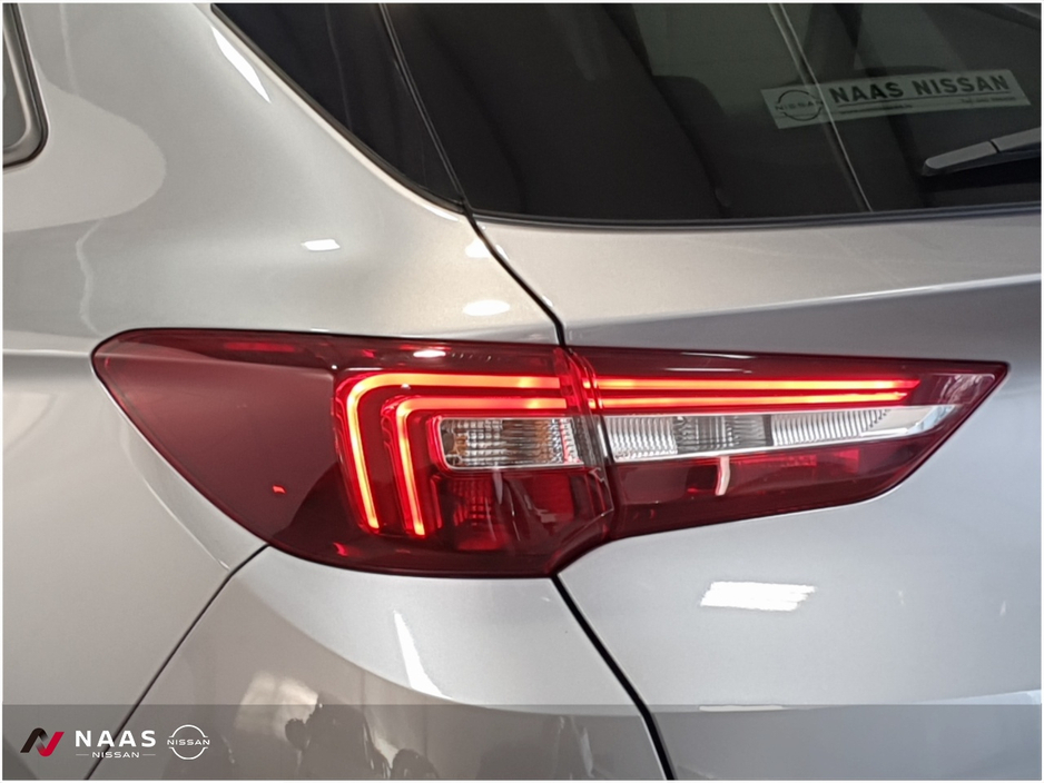2020 Opel Grandland X - image 23