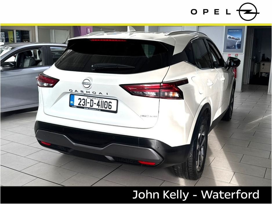 2023 Nissan Qashqai 1.3 PET MILD HYBRID SV PREMIUM €25,895