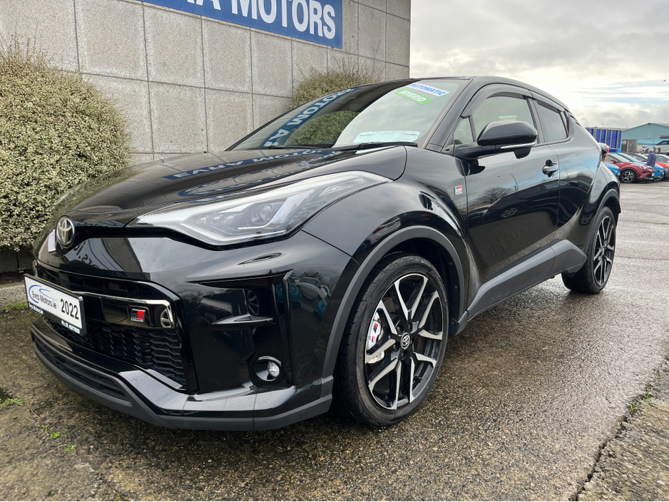 2022 Toyota C-HR GR SPORT AUTOMATIC HYBRID 1.8 PETROL //HALF LEATHER HEATED SEATS//ADAPTIVE CRUISE CONTROL//KEYLESS ENTRY//REVERSE CAMERA// €29,950