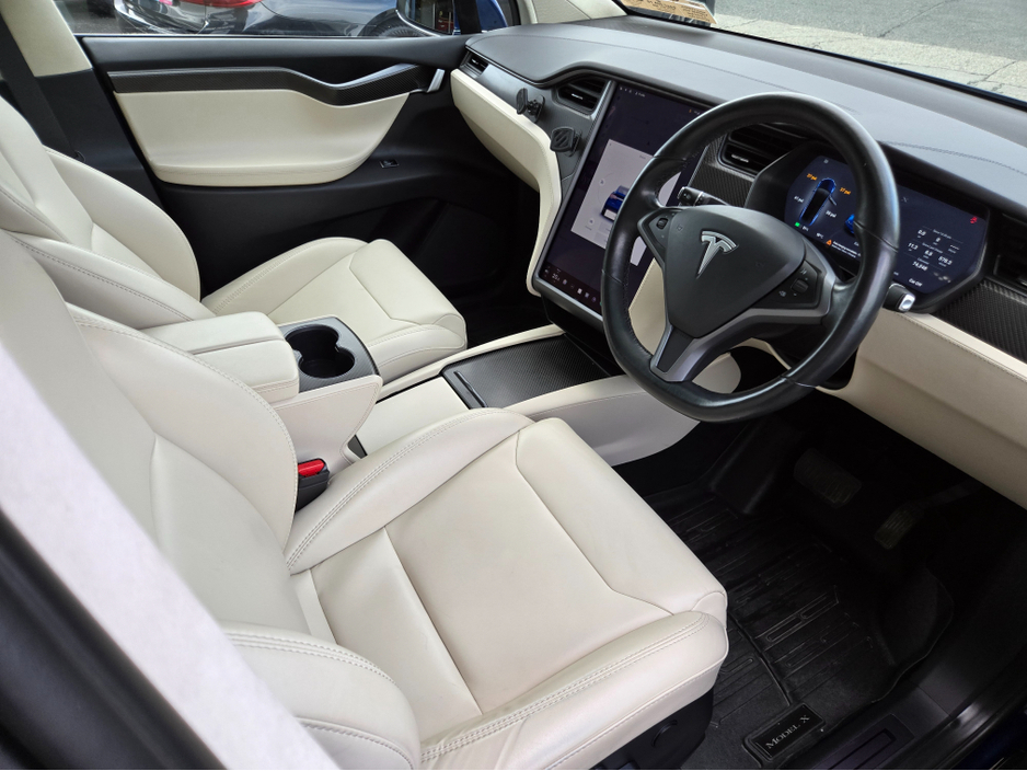 2019 Tesla Model X - image 13