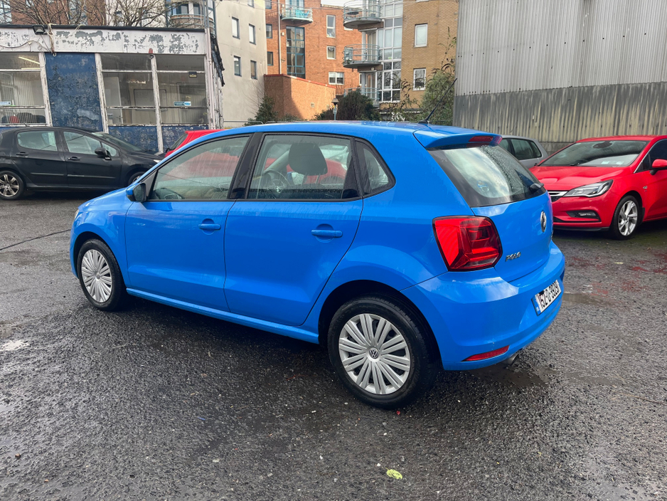 2015 Volkswagen Polo 1.2 COMFORTLINE AUTOMATIC €10,800