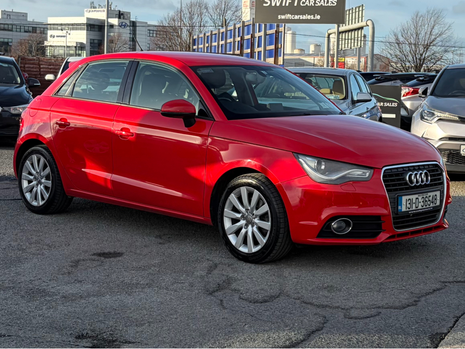 2013 Audi A1 - image 2