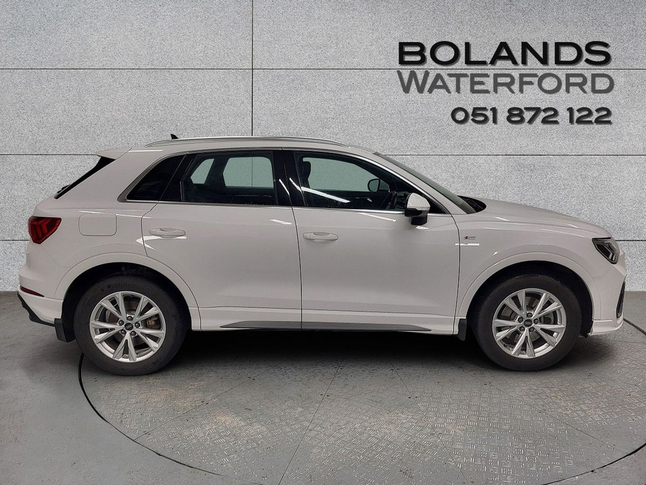 2024 Audi Q3 45 TFSI E S Tronic S line €43,975