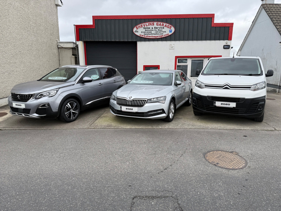 2020 Citroen Dispatch - image 3