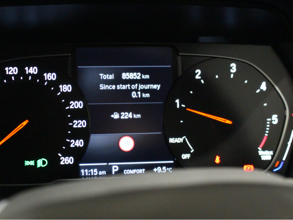 2021 BMW 1 Series - image 25