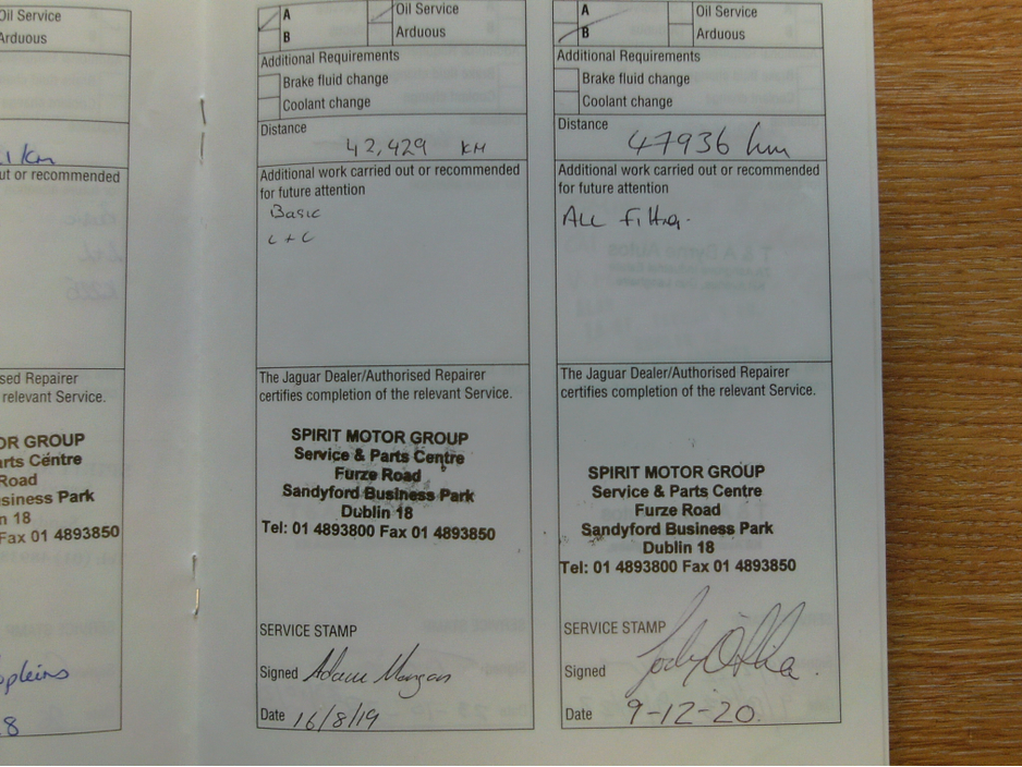 2014 Jaguar XF - image 30