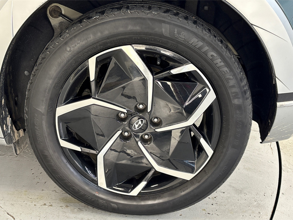 2023 Hyundai Ioniq 5 - image 11