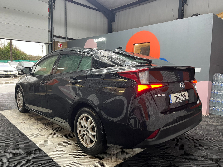 2022 Toyota Prius €21950 2022 TOYOTA PRIUS S 1.8 AUTOMATIC / CRUISE CONTROL / REVERSE CAMERA AND MORE €21,950