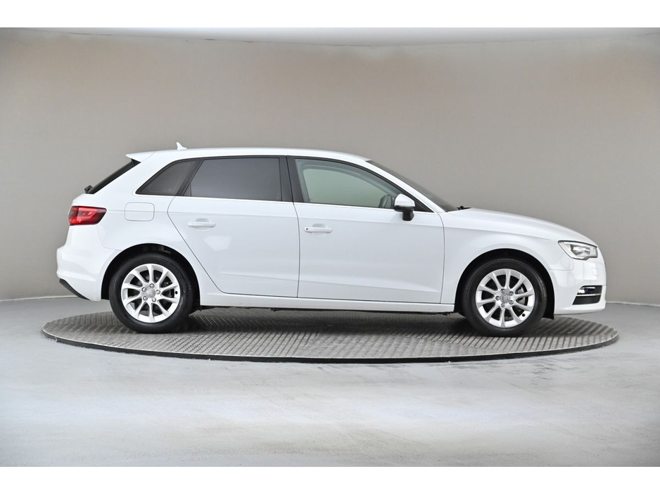 2017 Audi A3 1.4 TFSI S-TRONIC SPORTBACK *REVERSE CAM*PARK SENSORS* €16,890