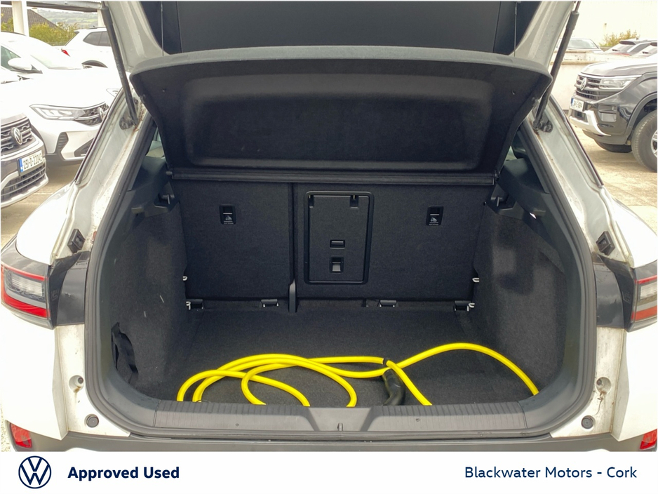 2023 Volkswagen ID.4 52KWH 148BHP LIFE PURE WITH 'STYLE' INTERIOR €25,995