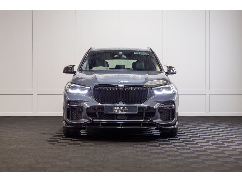 2022 BMW X5 xDrive45e M Sport €56,950