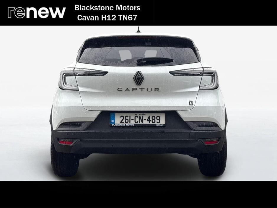 2026 Renault Captur - image 10