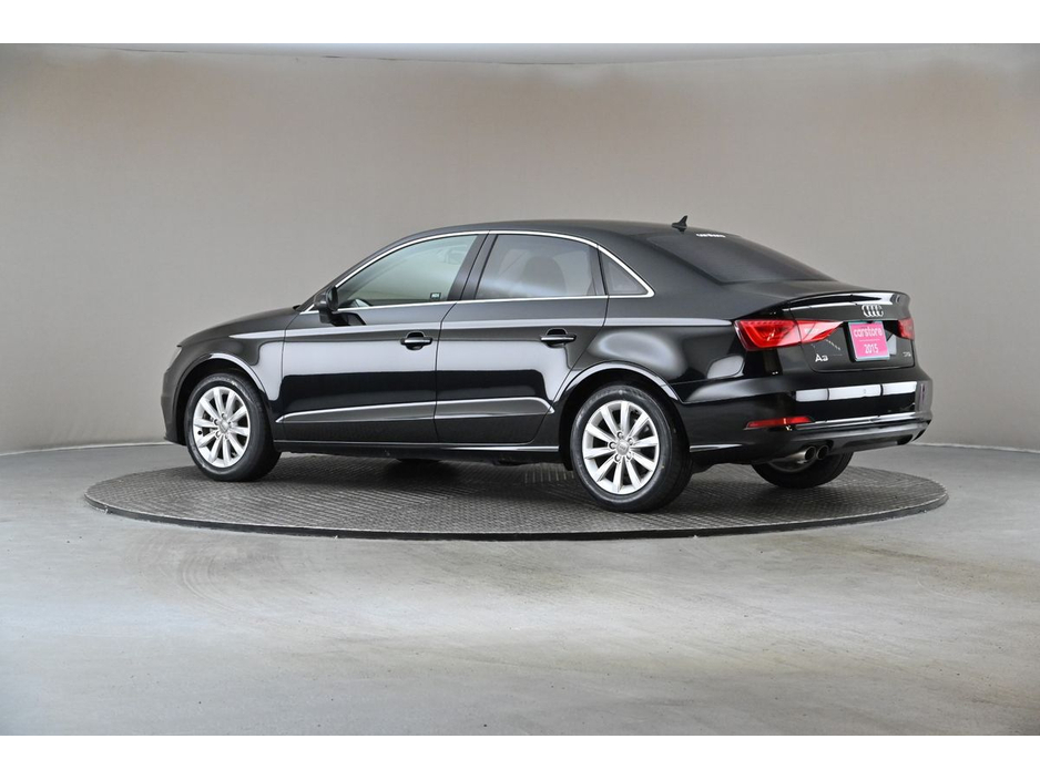 2015 Audi A3 - image 5