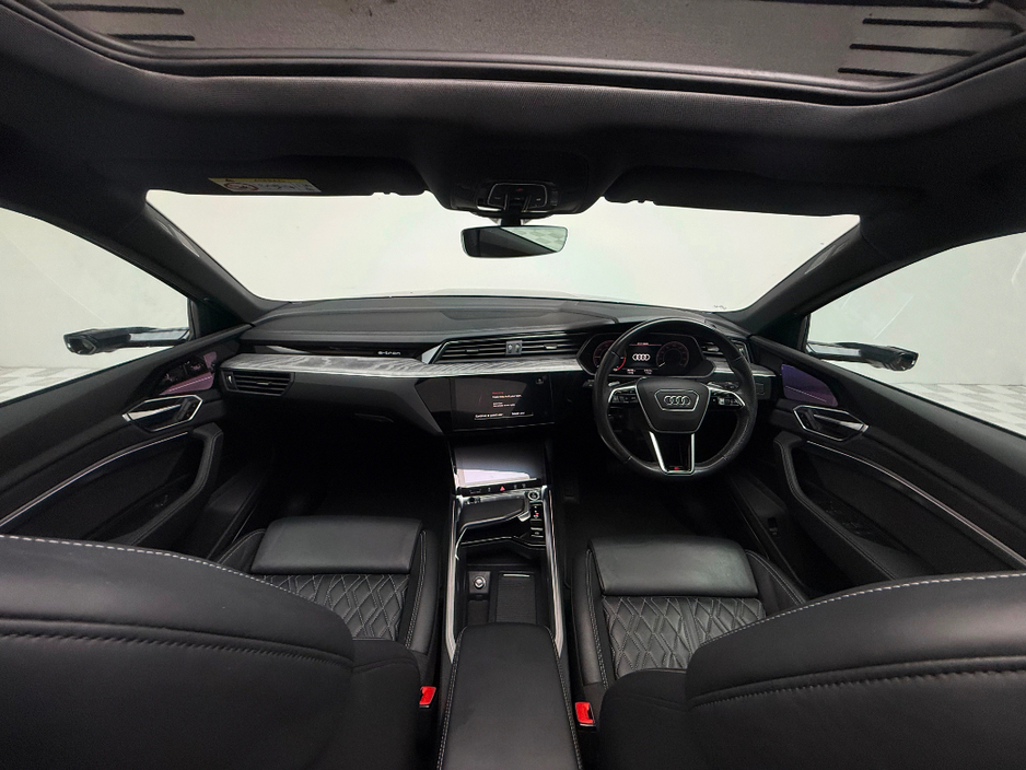 2022 Audi e-tron 55 VORSPRUNG QUATTRO €49,990