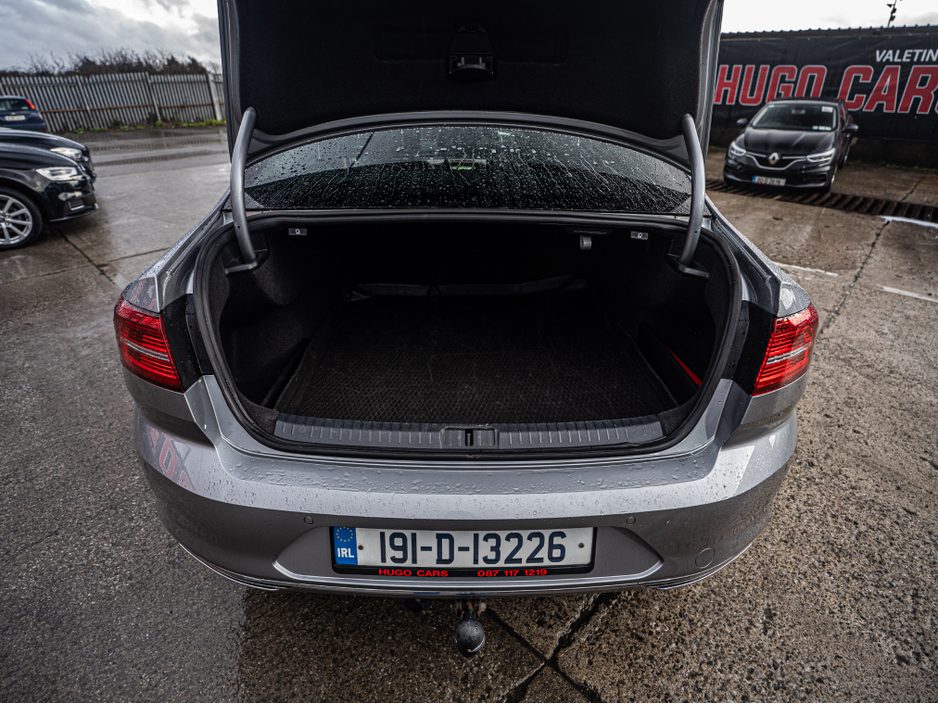 2019 Volkswagen Passat 2019 Passat 2.0d Auto HIGHLINE/High spec/1yr warra €24,888