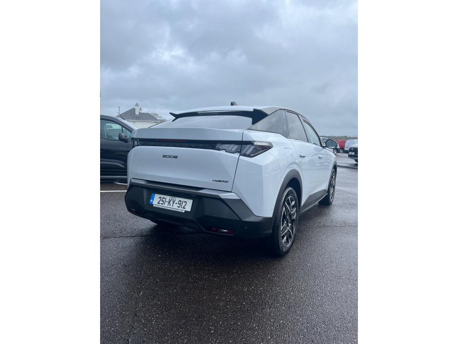 2025 Peugeot 3008 1.2 MHEV PureTech 136bhp eDCS6 Allure