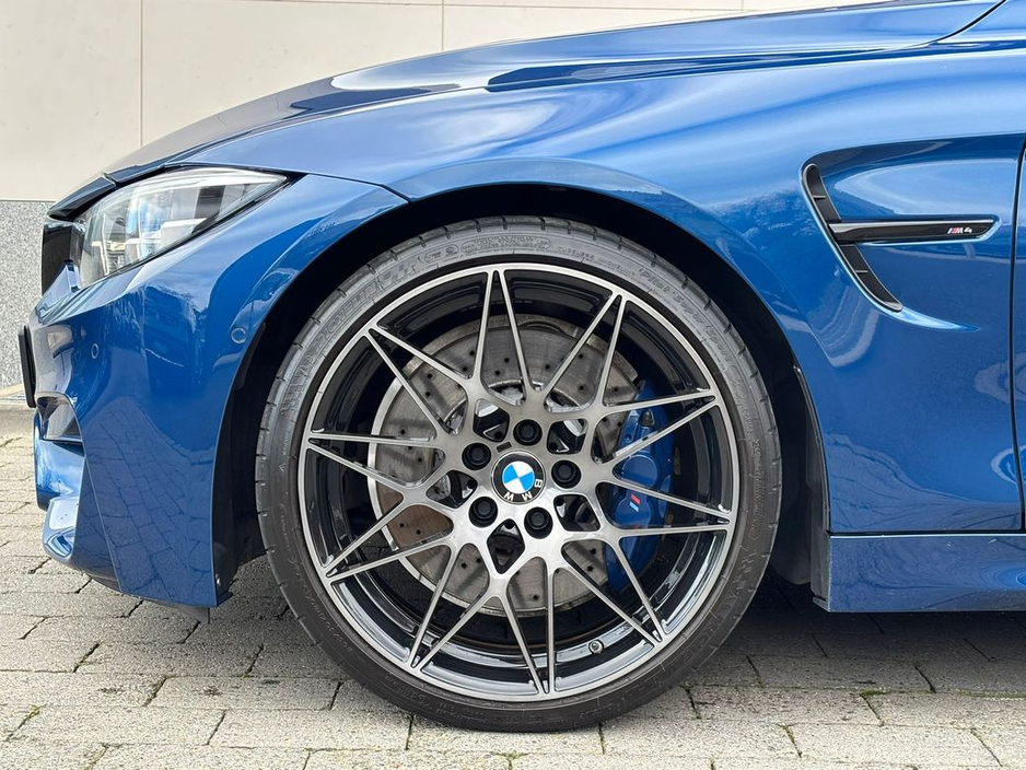 2020 BMW M4 - image 11